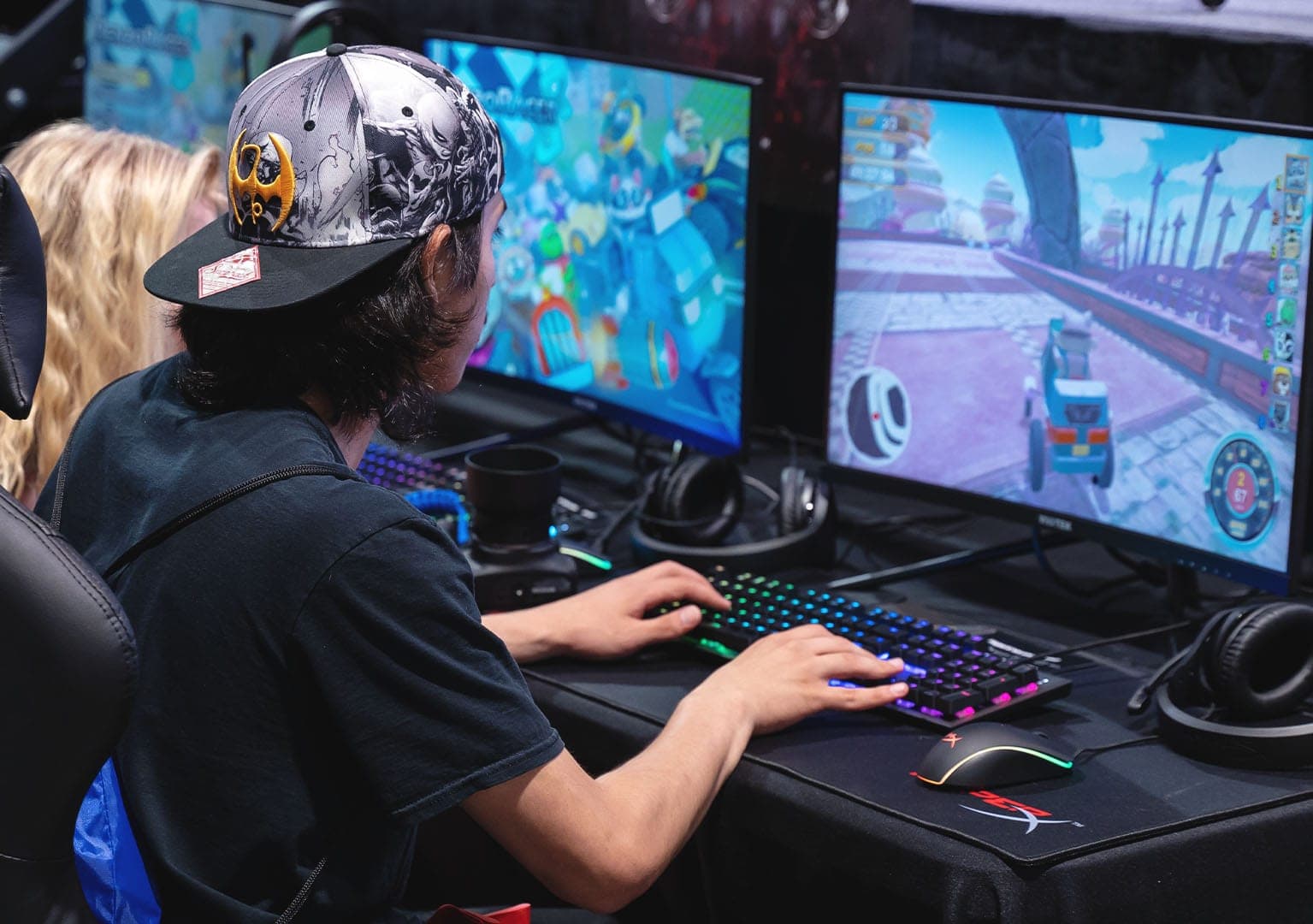Mu Becomes First Woman to Win Asian Games Esports Gold