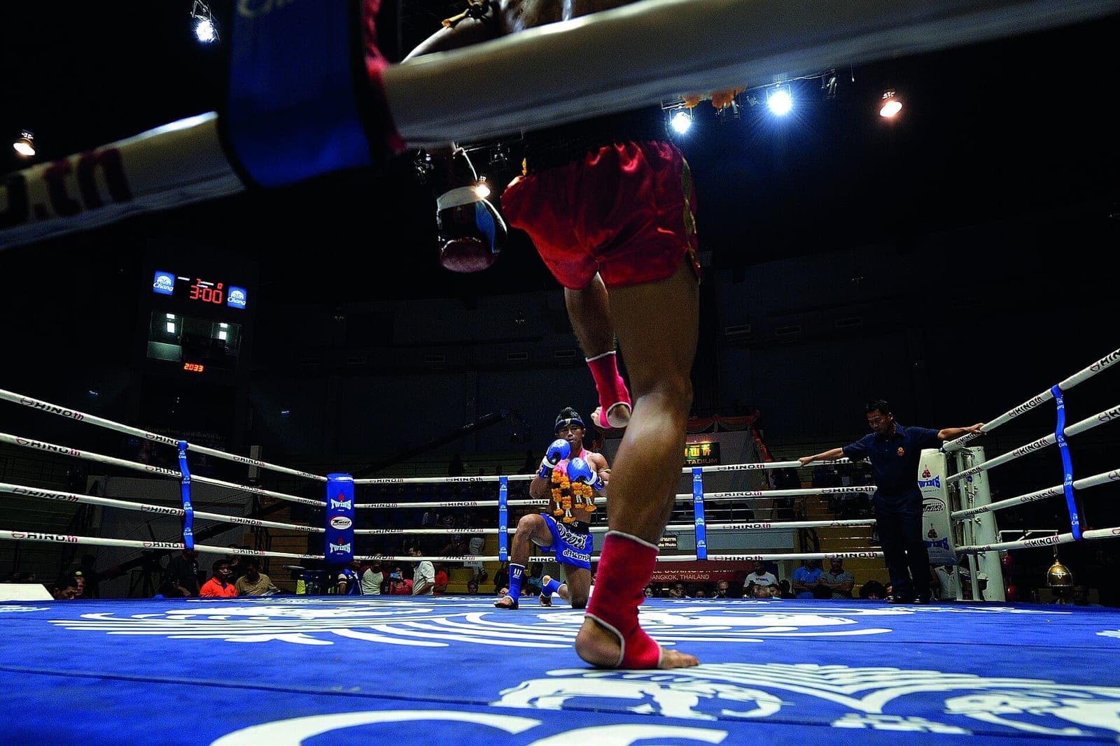 Eersel Rallies from Knockdown to Retain ONE Gold