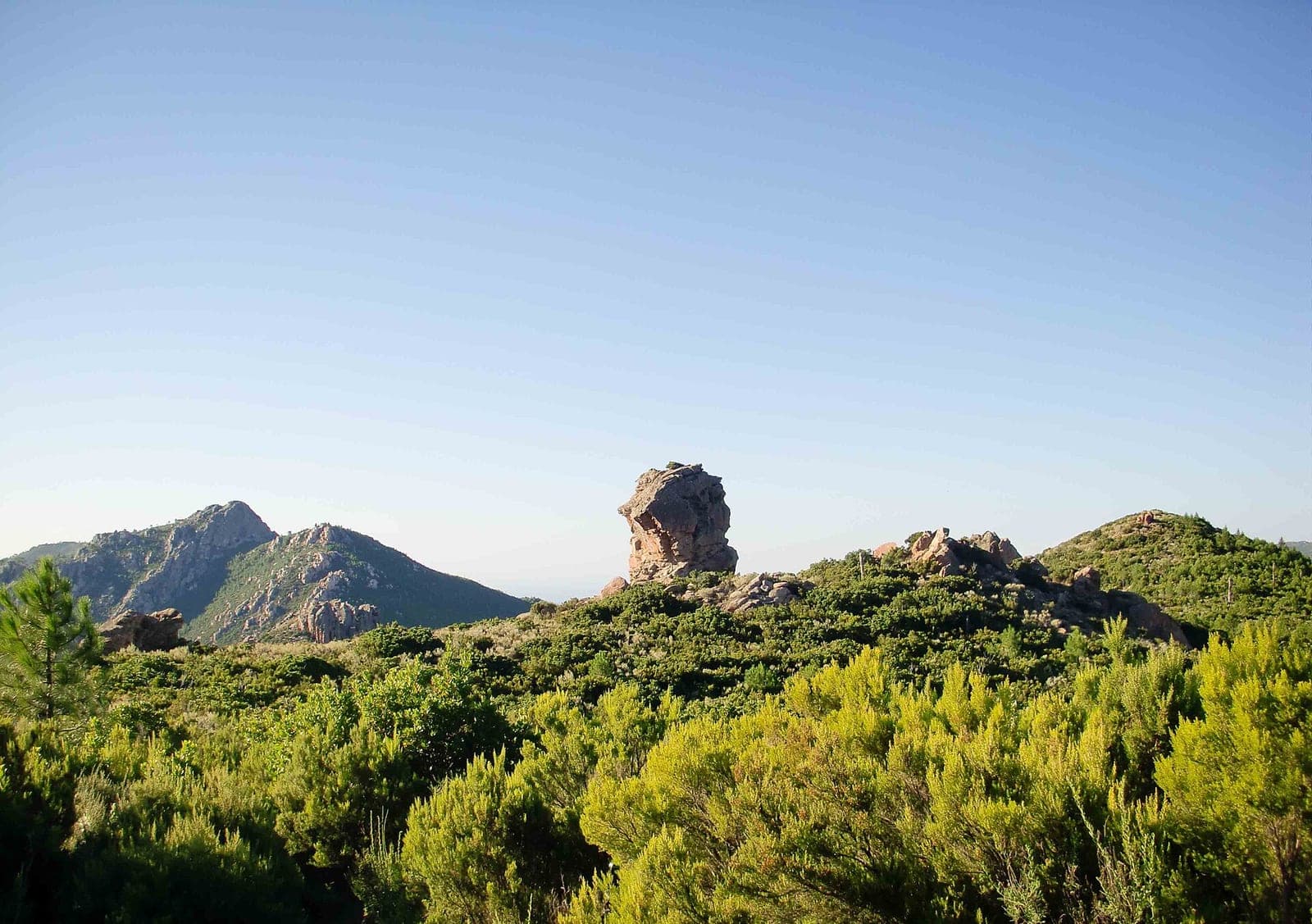 Dunand-Pallaz Takes Two Hours Off GR20 FKT in Corsica