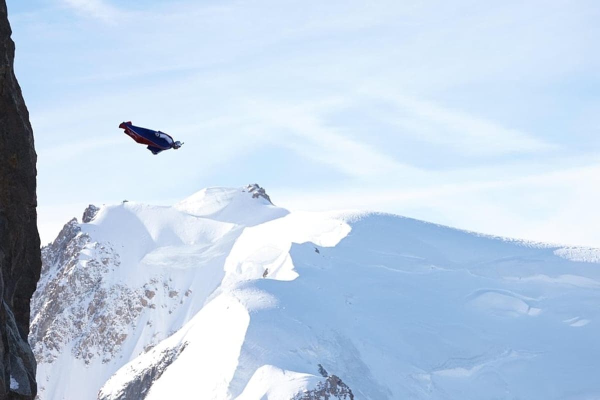 Zhang Wins Precision Title, China's First Wingsuit World Champion
