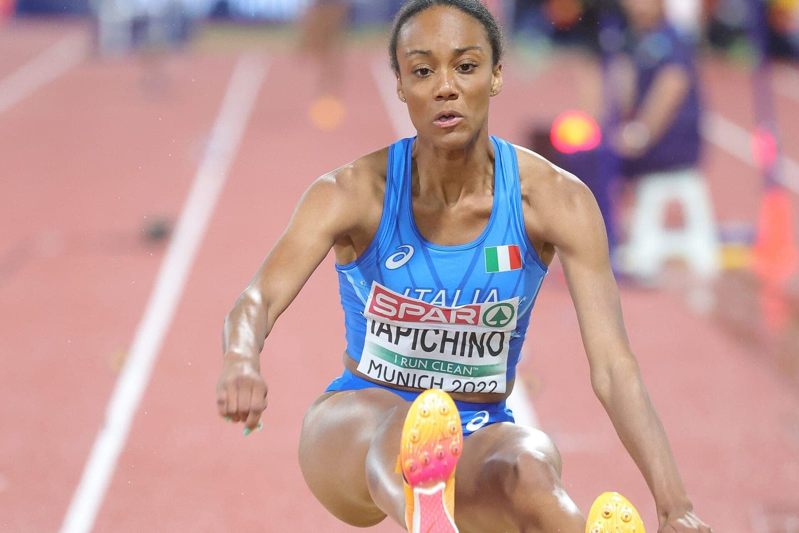 Iapichino Takes First Ultimate Long Jump Title at 6.90m