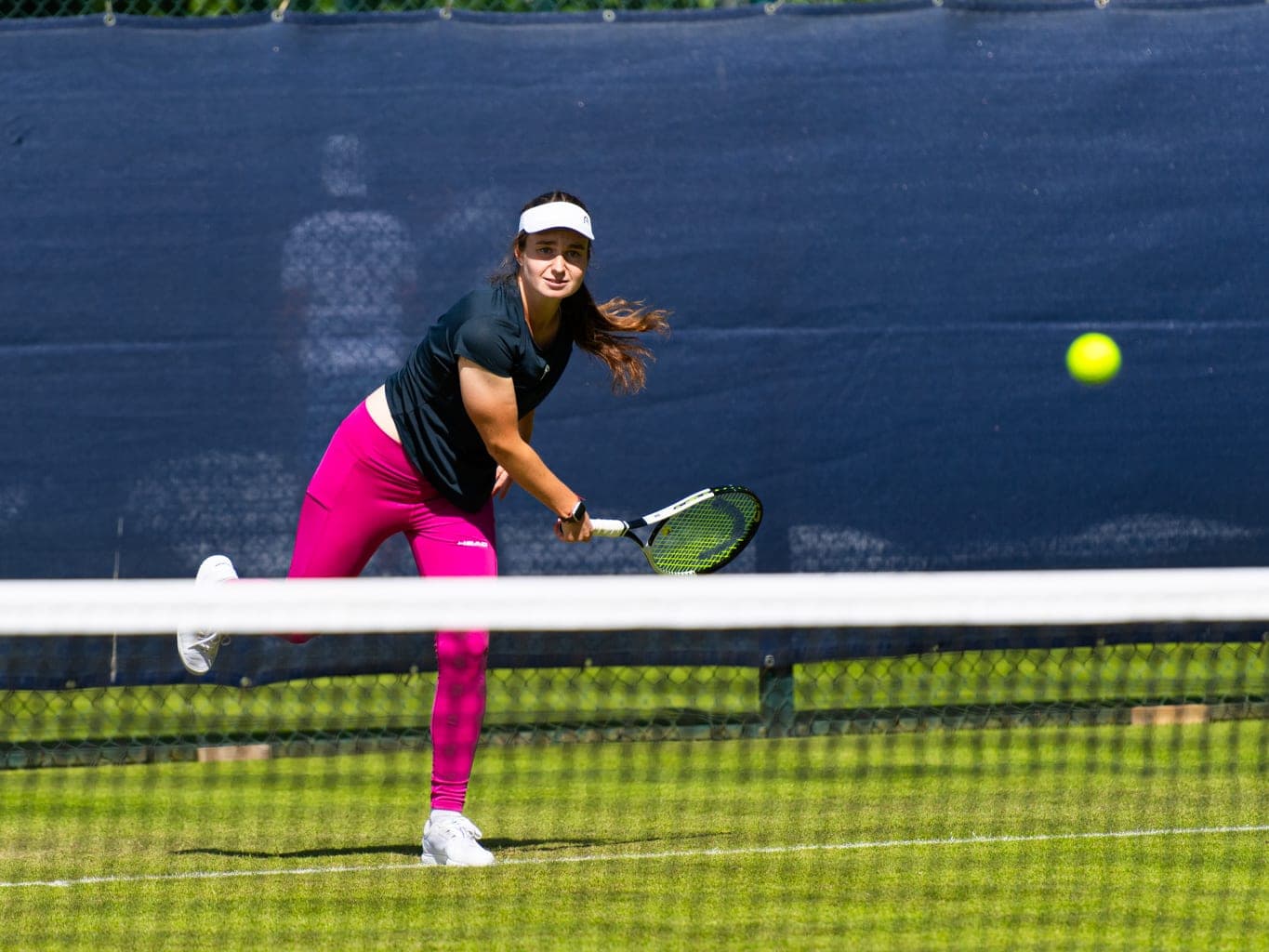 Daria Snigur Overturns a 0-4 Deficit to Topple Svitolina at Wimbledon