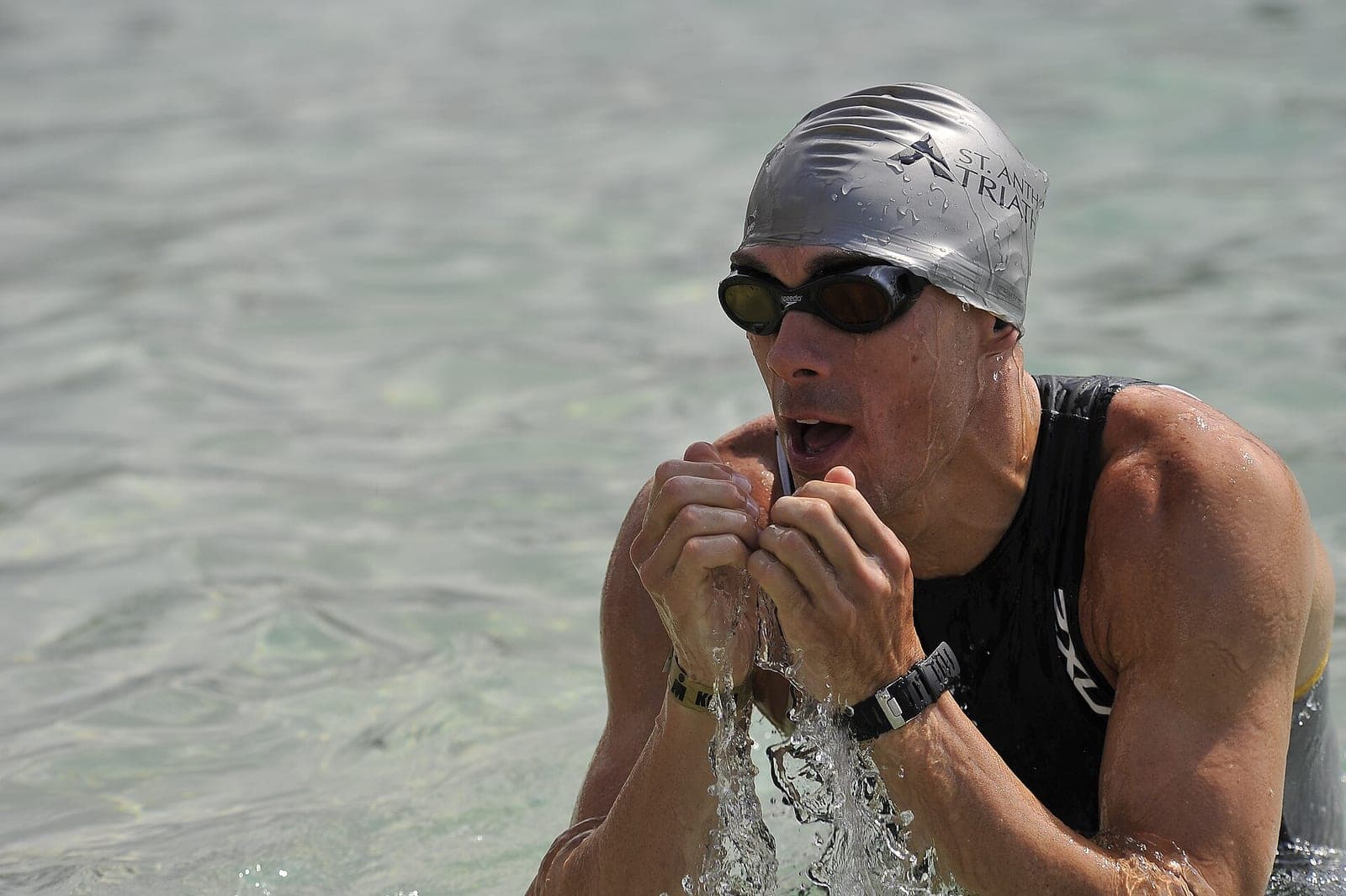 Chrysikopoulos Is First to Swim from Greece to Italy