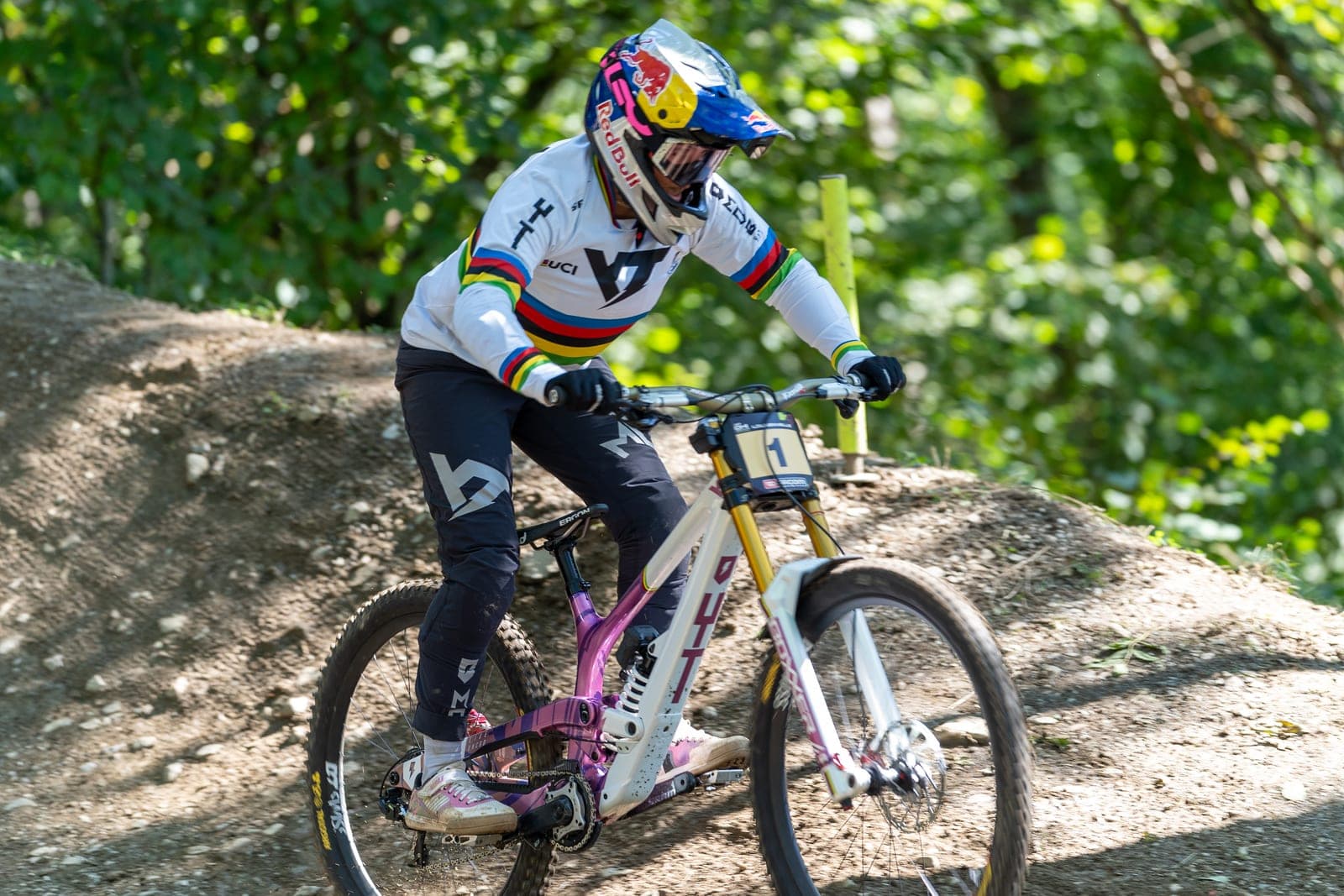 Höll Takes Fifth Straight Downhill World Title