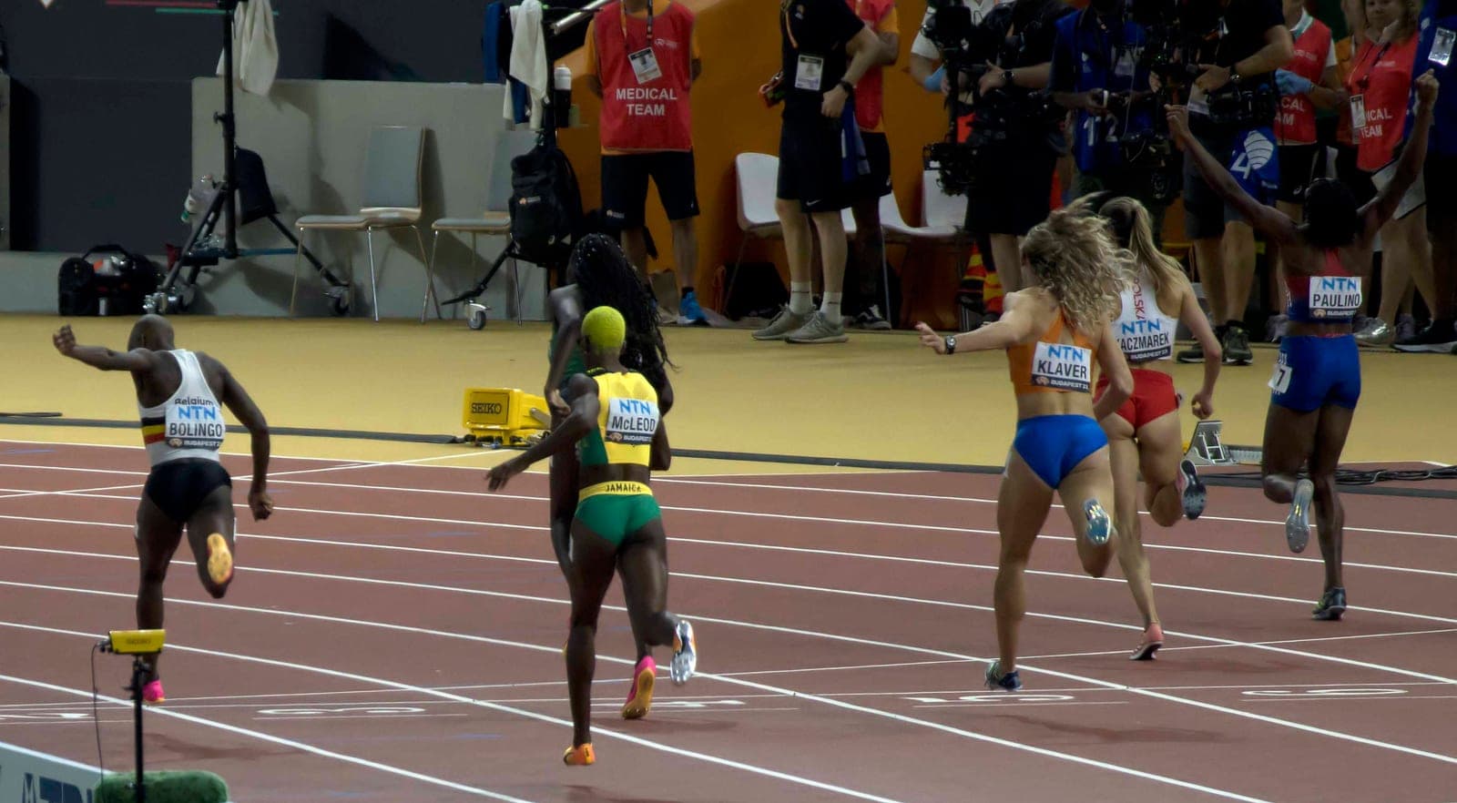 Manuel Wins Ostrava 400m in 49.74 Personal Best