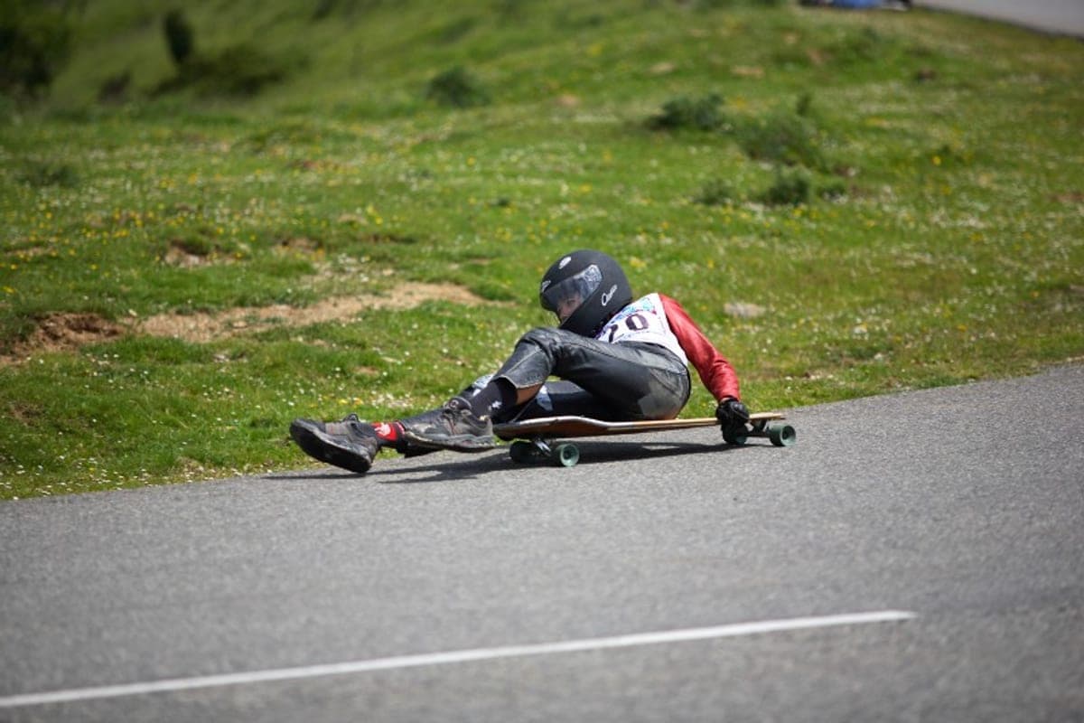 Pastor Defends Street Luge World Title in Asunción